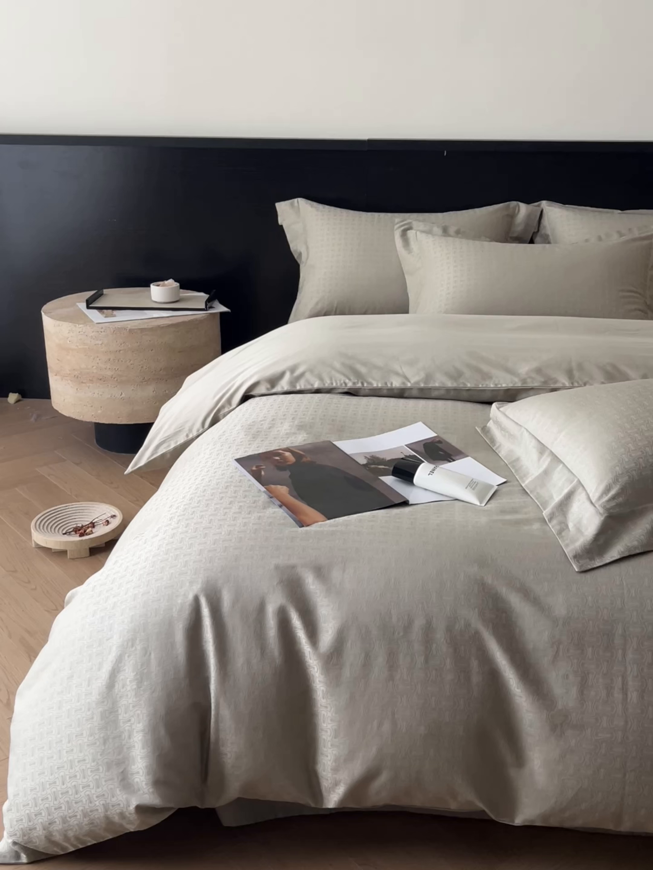 91家纺网 家纺一手货源 找家纺 （总）群鹿家访 25年新款长绒棉简约款四件套