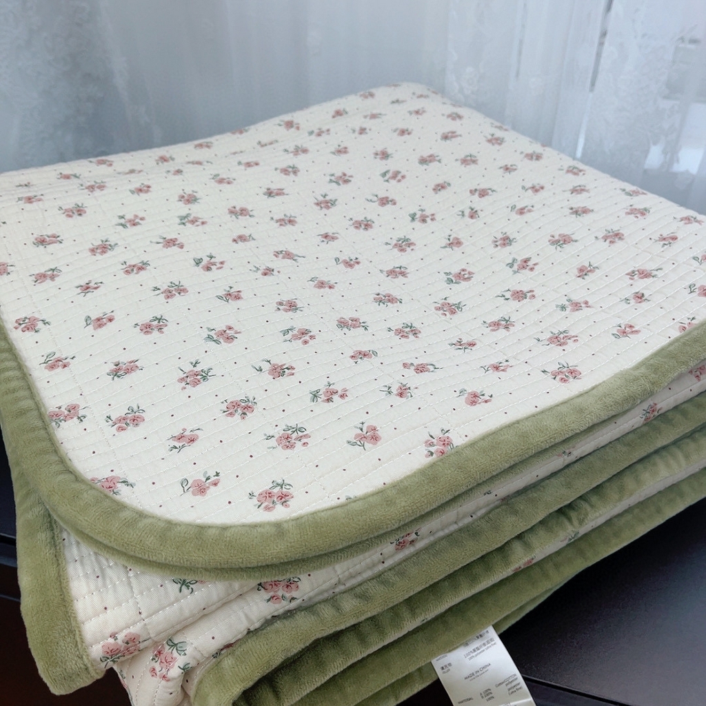 91家纺网 家纺一手货源 找家纺 暖居 2025新款棉加绒印花床盖 繁花