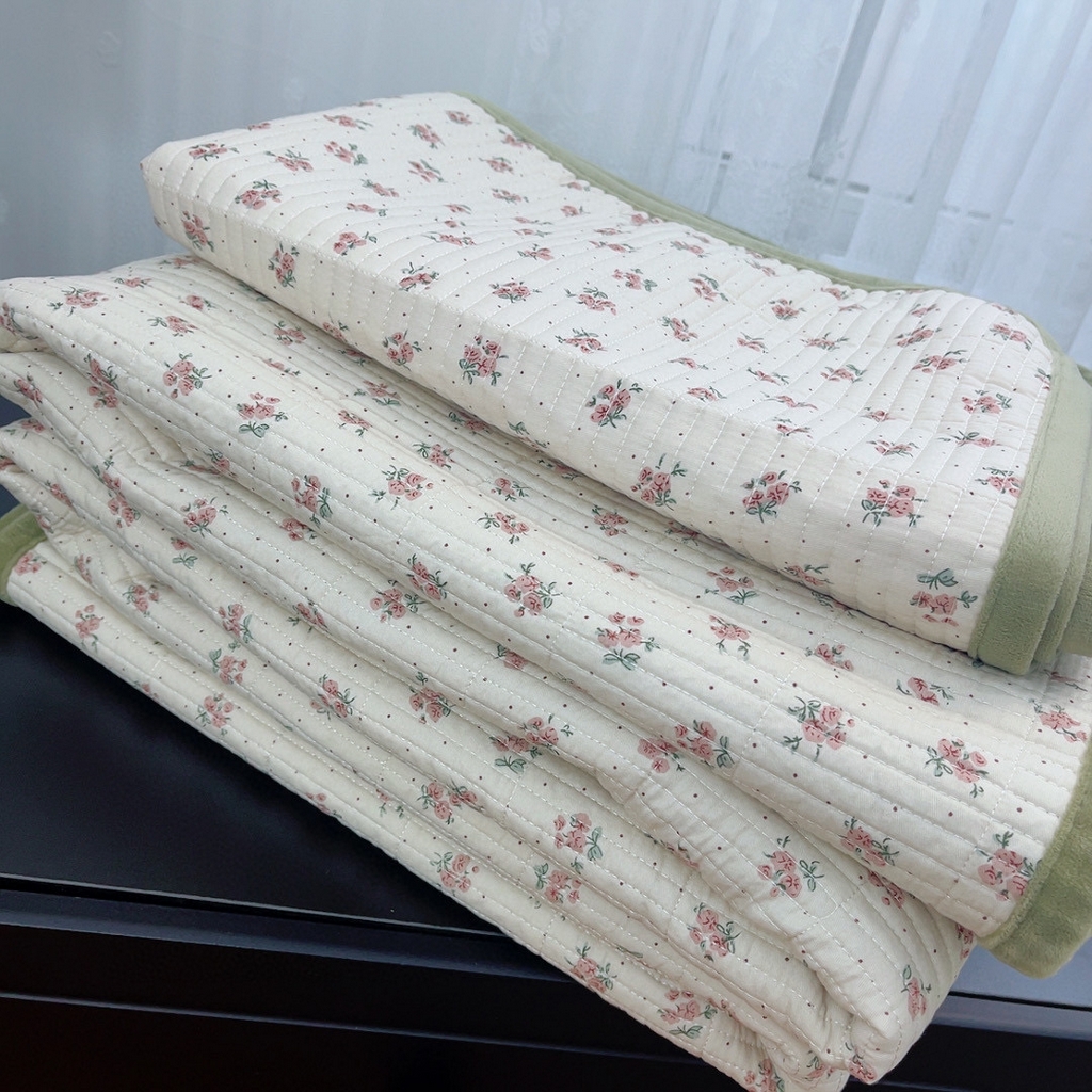 91家纺网 家纺一手货源 找家纺 暖居 2025新款棉加绒印花床盖 繁花