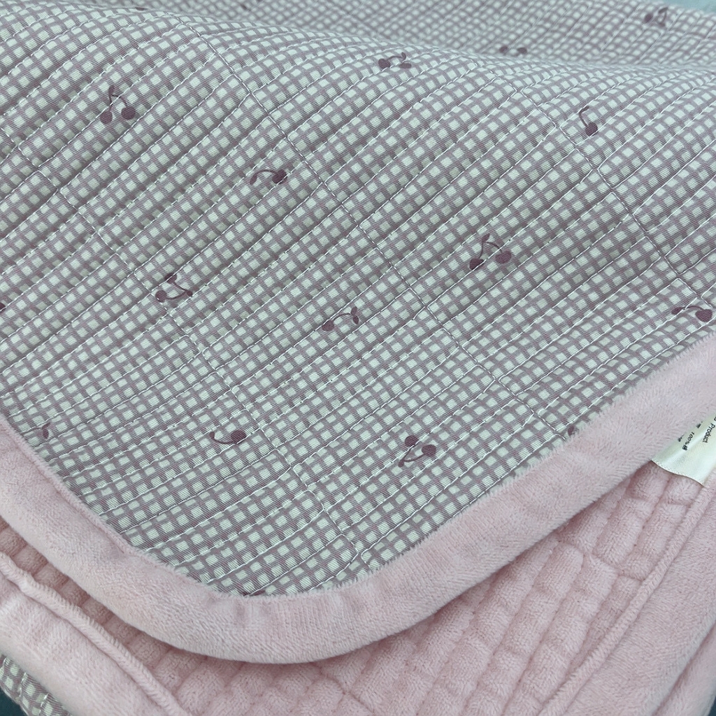 91家纺网 家纺一手货源 找家纺 暖居 2025新款棉加绒印花床盖 粉妆