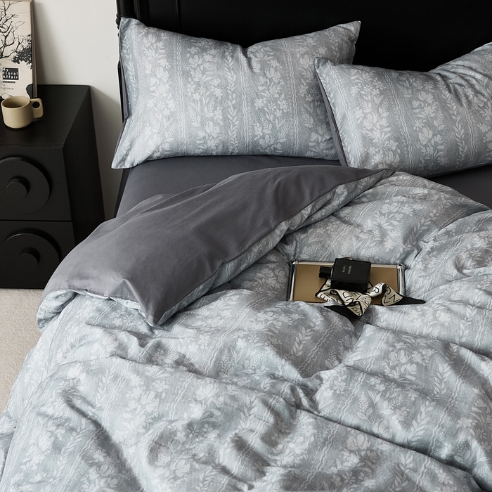 91家纺网 家纺一手货源 找家纺 禾时 2025新款全棉纯棉双层纱印花四件套-暗合 浮香-蓝