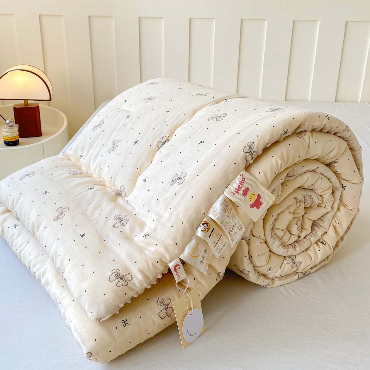 91家纺网 家纺一手货源 找家纺 小叮当家纺仓储工厂店 2025新款A类母婴级全棉双层纱婴儿绒210g豆豆被20%大豆纤维单人双人被芯 芭蕾