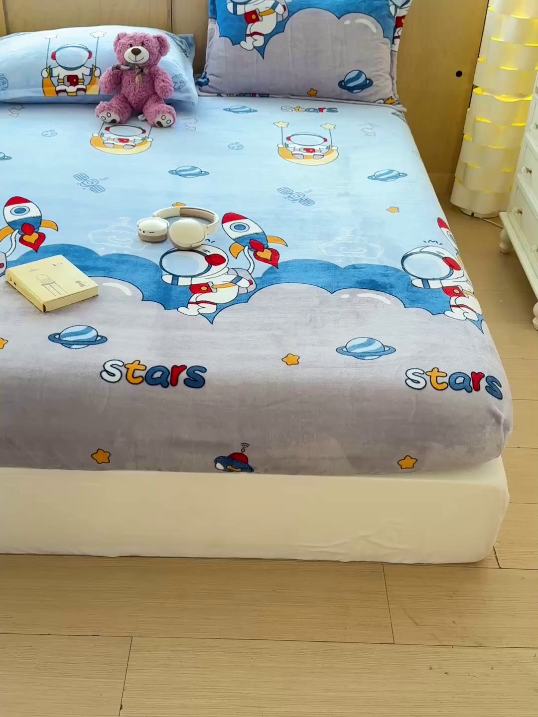 91家纺网 家纺一手货源 找家纺 （总）名兮家居 2025新款高克重印花牛奶绒单床笠床笠单件