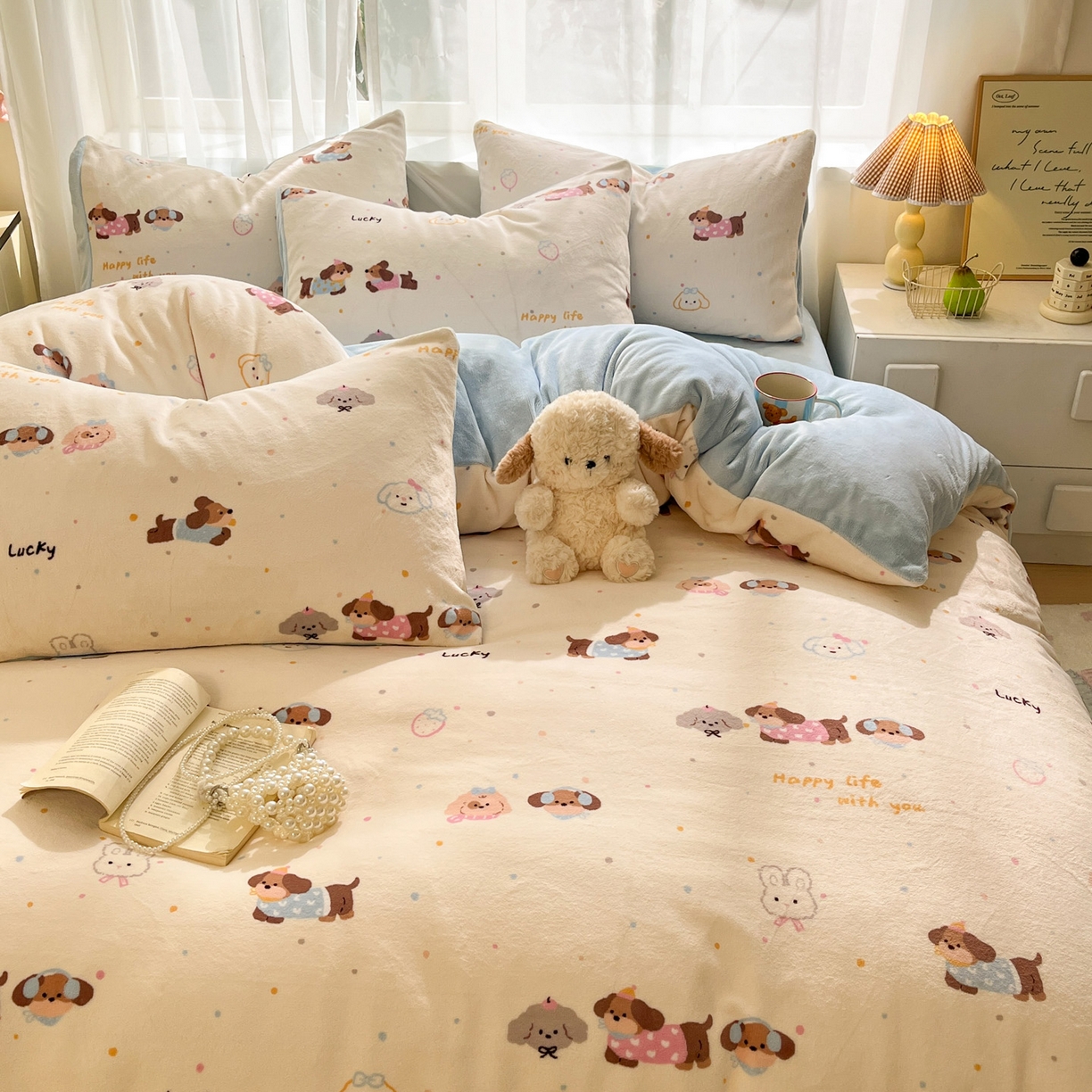 91家纺网 家纺一手货源 找家纺 如一 2025新款高克重卡通印花牛奶绒四件套第二批 汪汪狗