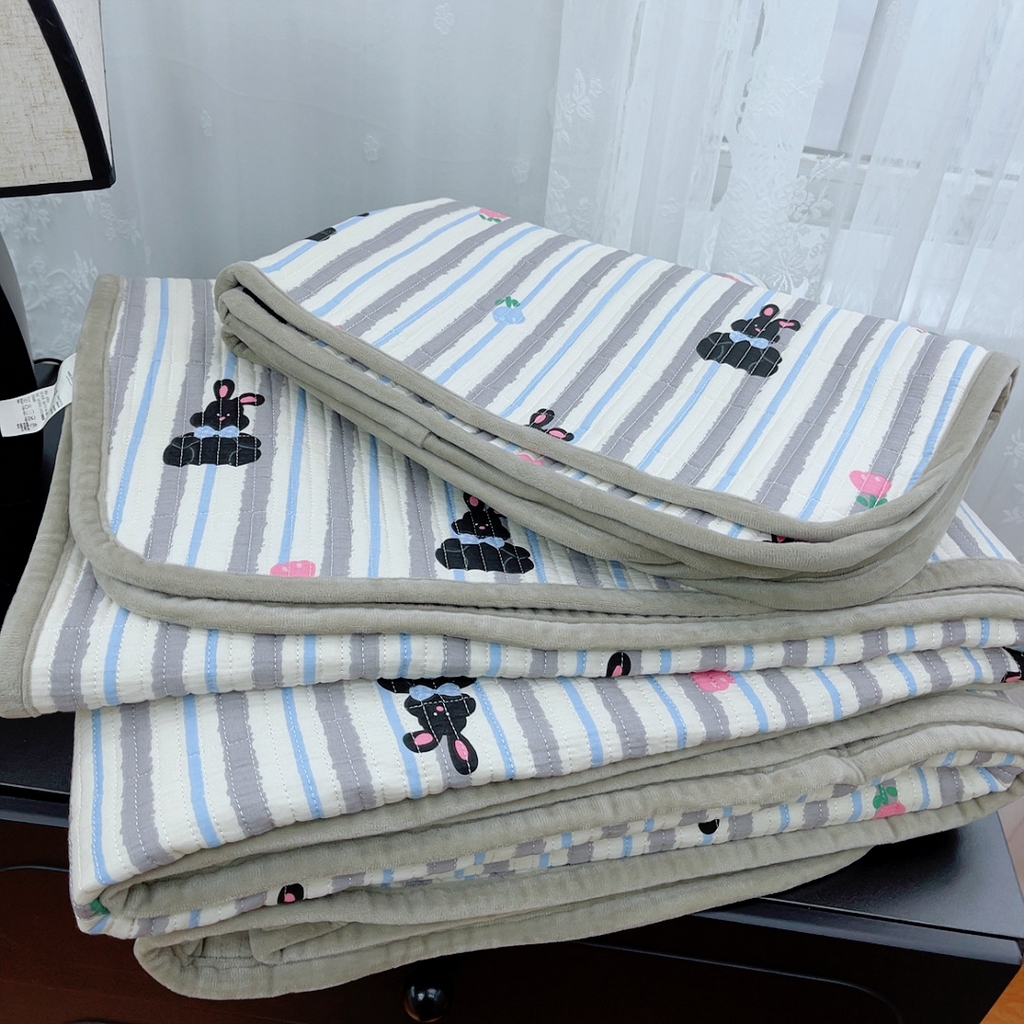 暖居 2025新款棉加绒印花床盖 萌萌哒