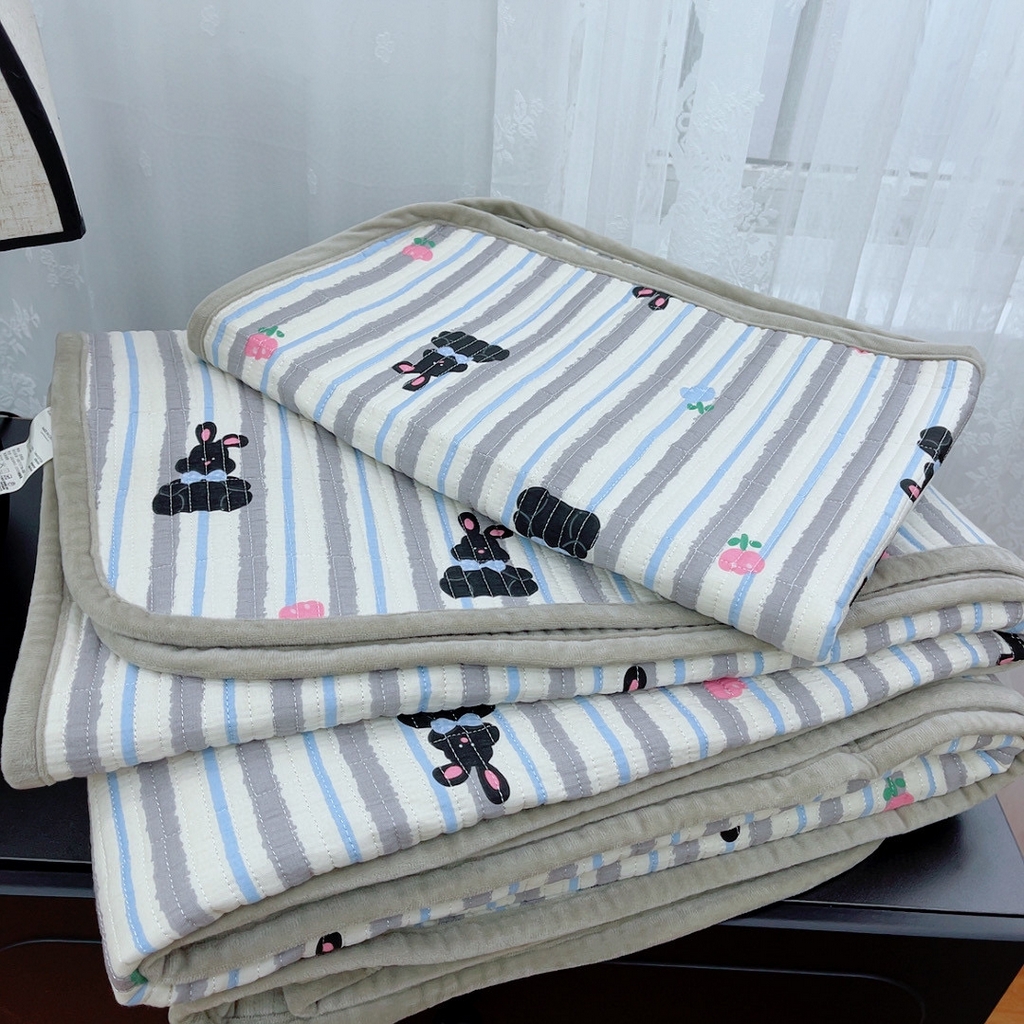 91家纺网 家纺一手货源 找家纺 暖居 2025新款棉加绒印花床盖 萌萌哒