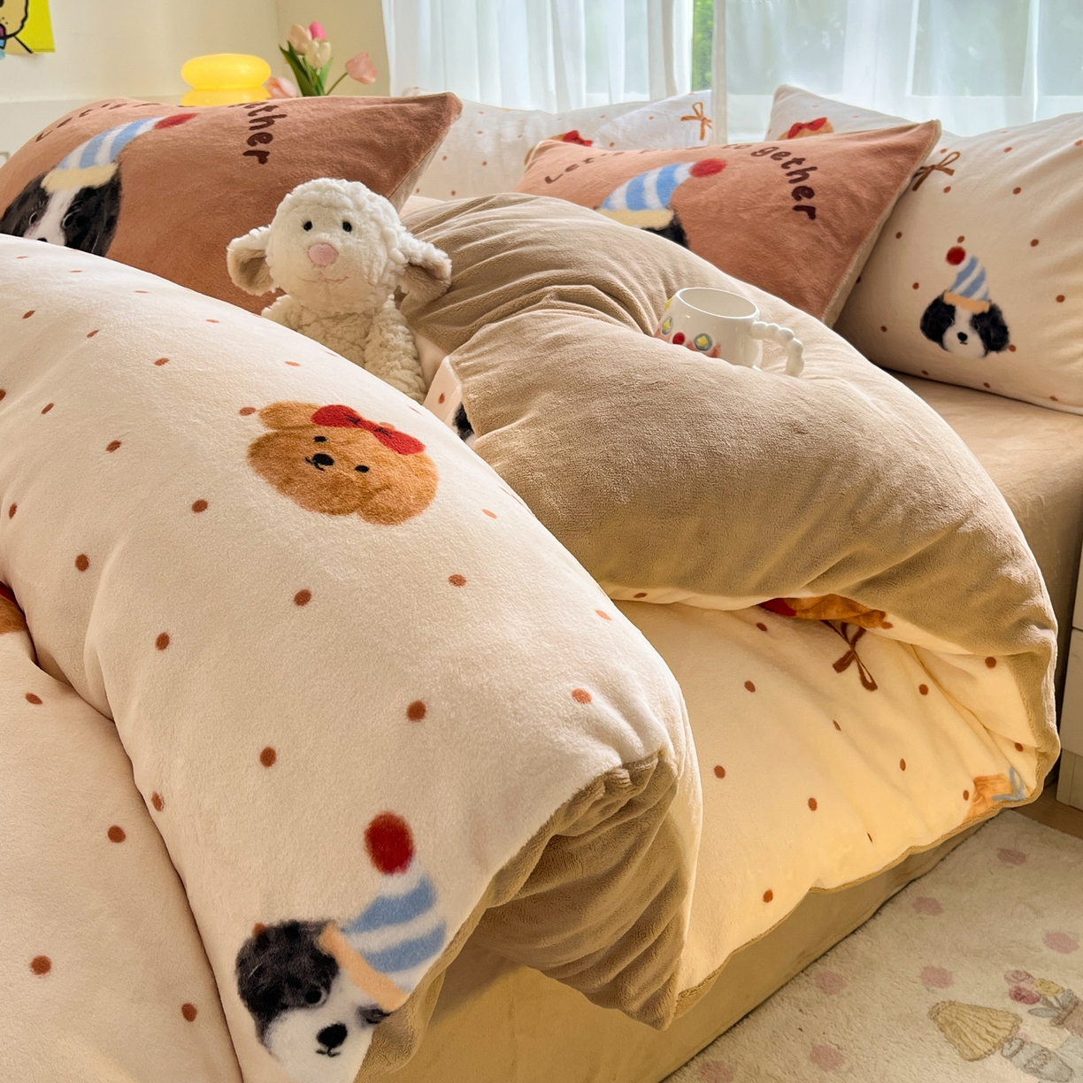 91家纺网 家纺一手货源 找家纺 如一 2025新款高克重卡通印花牛奶绒四件套第二批 小伙伴