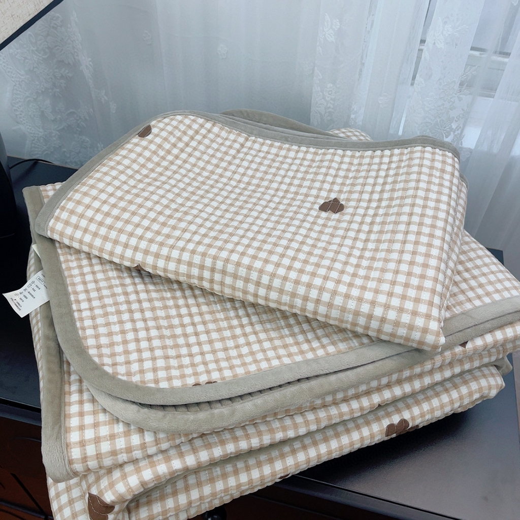 暖居 2025新款棉加绒印花床盖 星灿