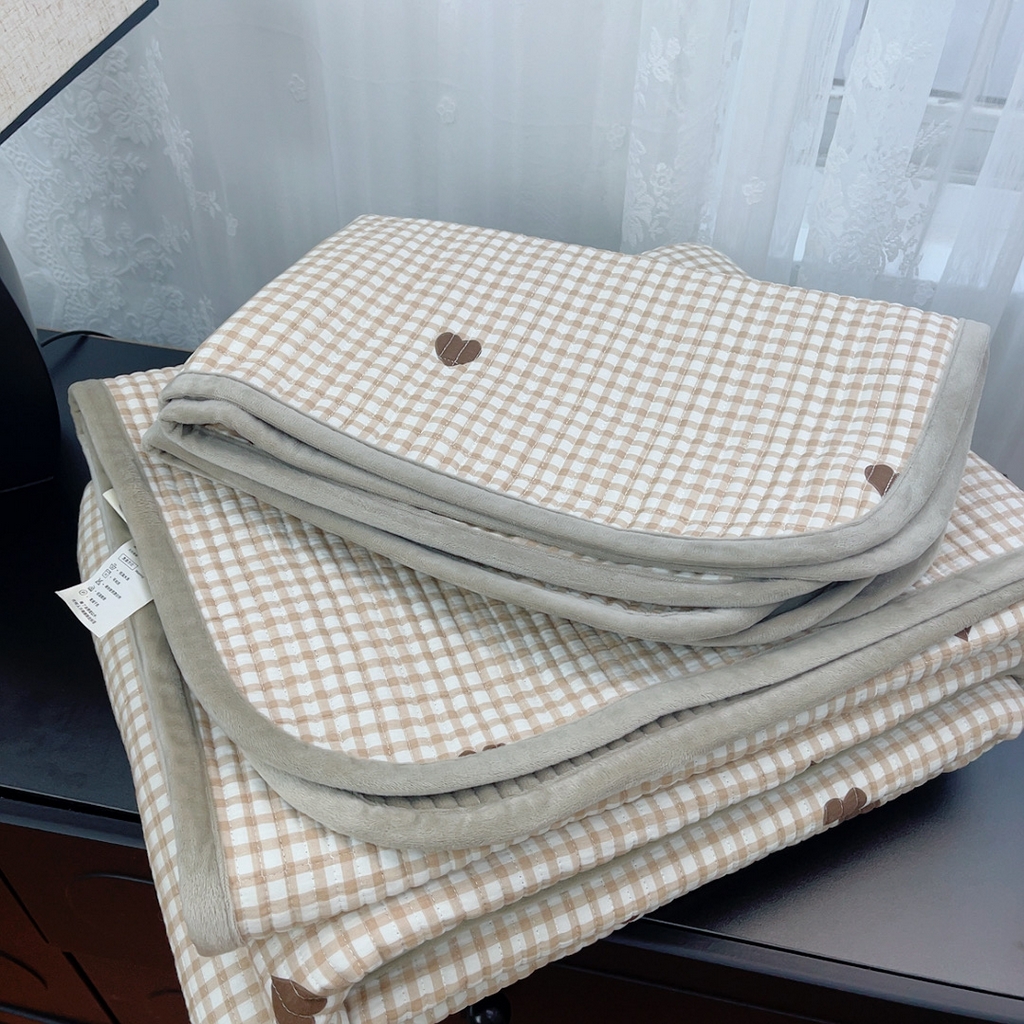 91家纺网 家纺一手货源 找家纺 暖居 2025新款棉加绒印花床盖 星灿