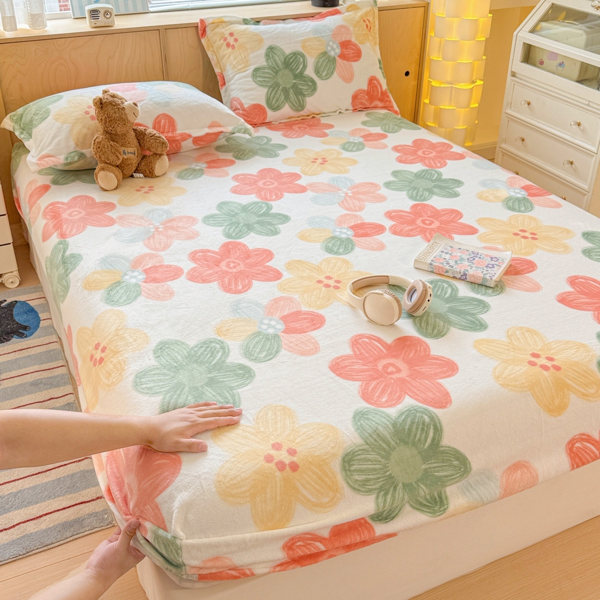 91家纺网 家纺一手货源 找家纺 （总）名兮家居 2025新款高克重印花牛奶绒单床笠床笠单件