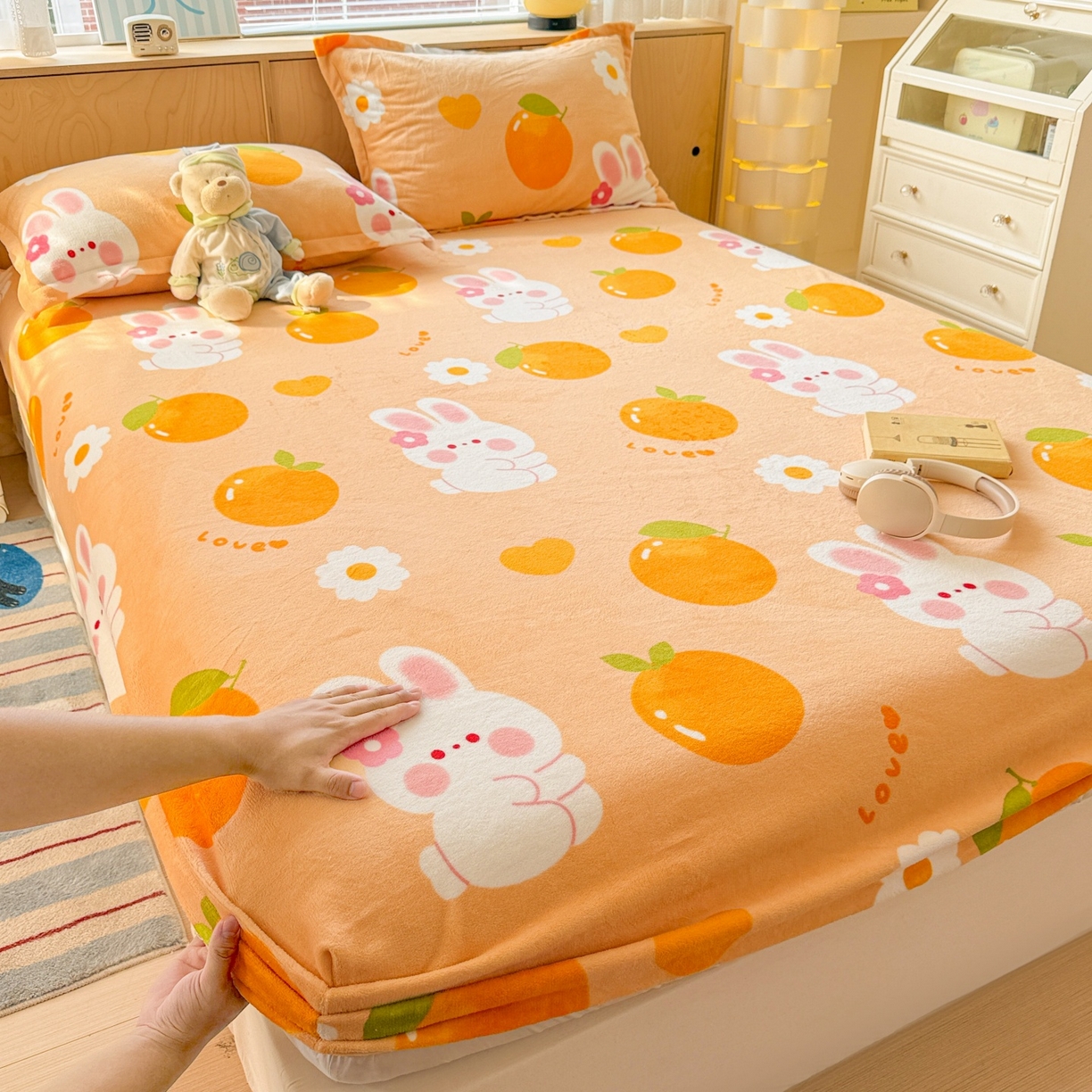 91家纺网 家纺一手货源 找家纺 （总）名兮家居 2025新款高克重印花牛奶绒单床笠床笠单件