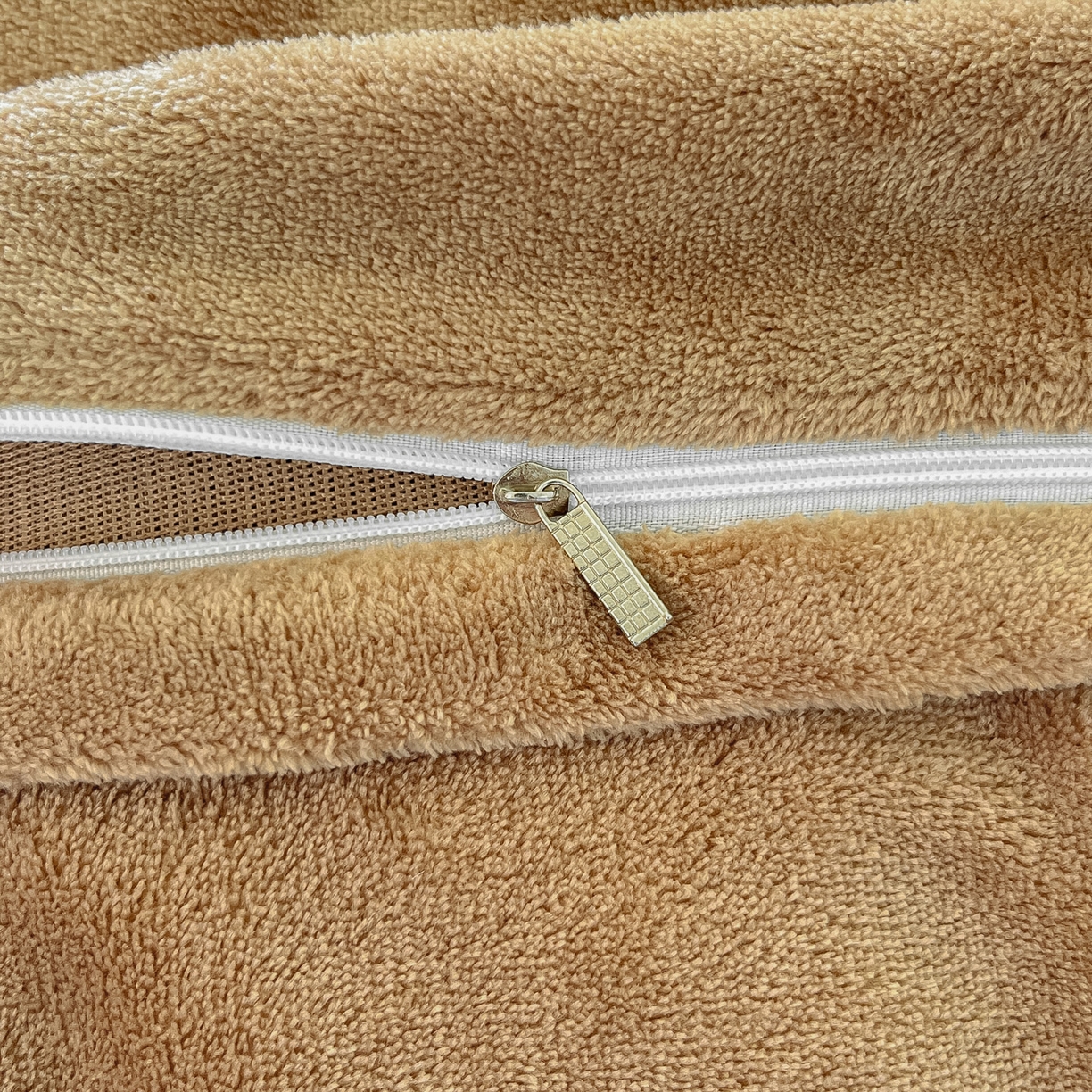 91家纺网 家纺一手货源 找家纺 如一 2025新款高克重卡通印花牛奶绒四件套第二批 幸运狗