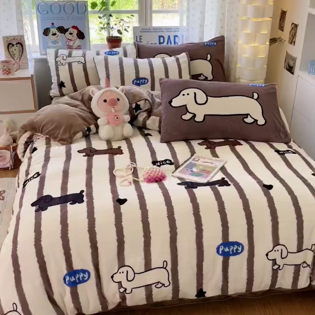 91家纺网 家纺一手货源 找家纺 如一 2025新款高克重卡通印花牛奶绒四件套第二批 幸运狗