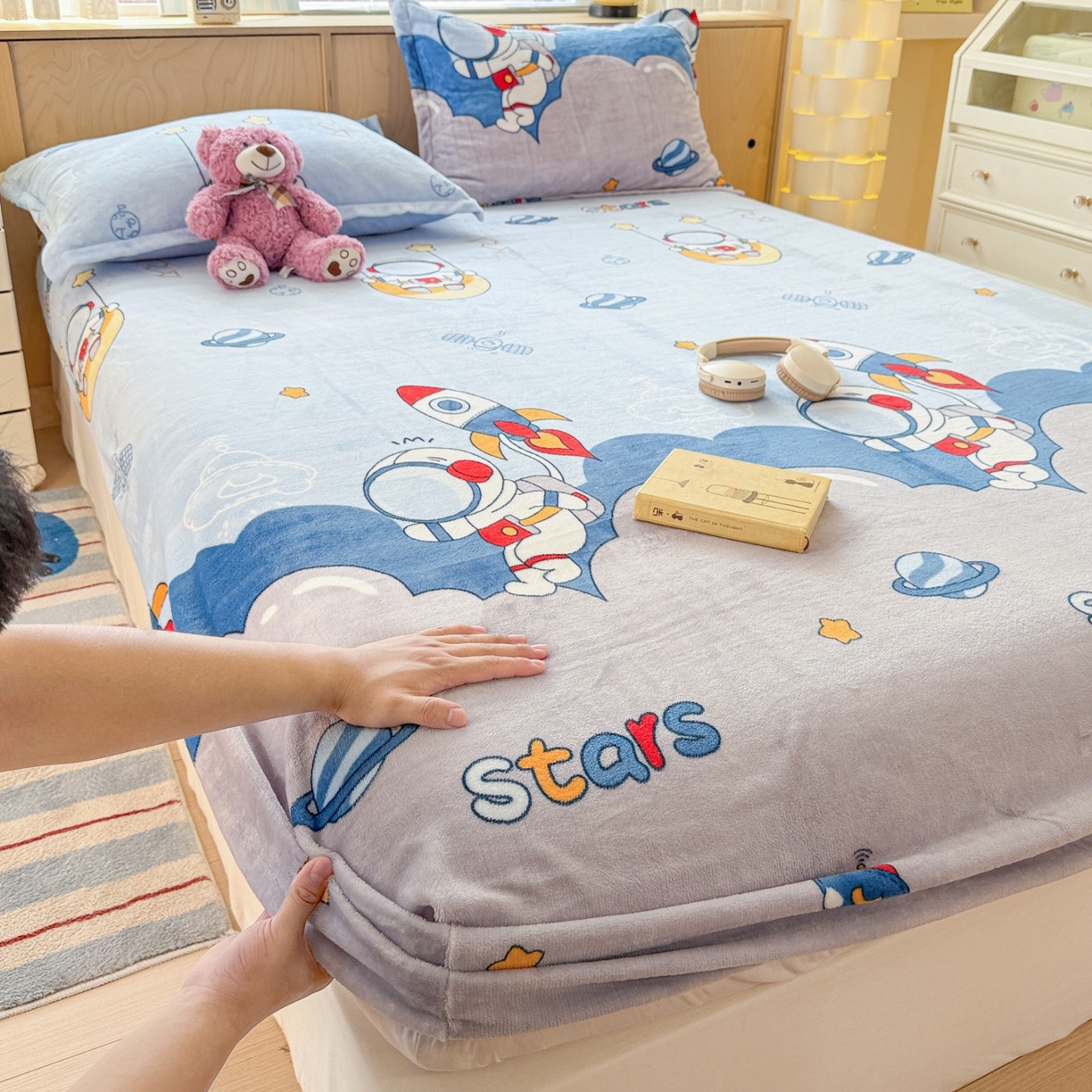 91家纺网 家纺一手货源 找家纺 （总）名兮家居 2025新款高克重印花牛奶绒单床笠床笠单件