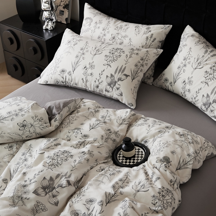 91家纺网 家纺一手货源 找家纺 禾时 2025新款全棉纯棉双层纱印花四件套-暗合 茉含-白灰