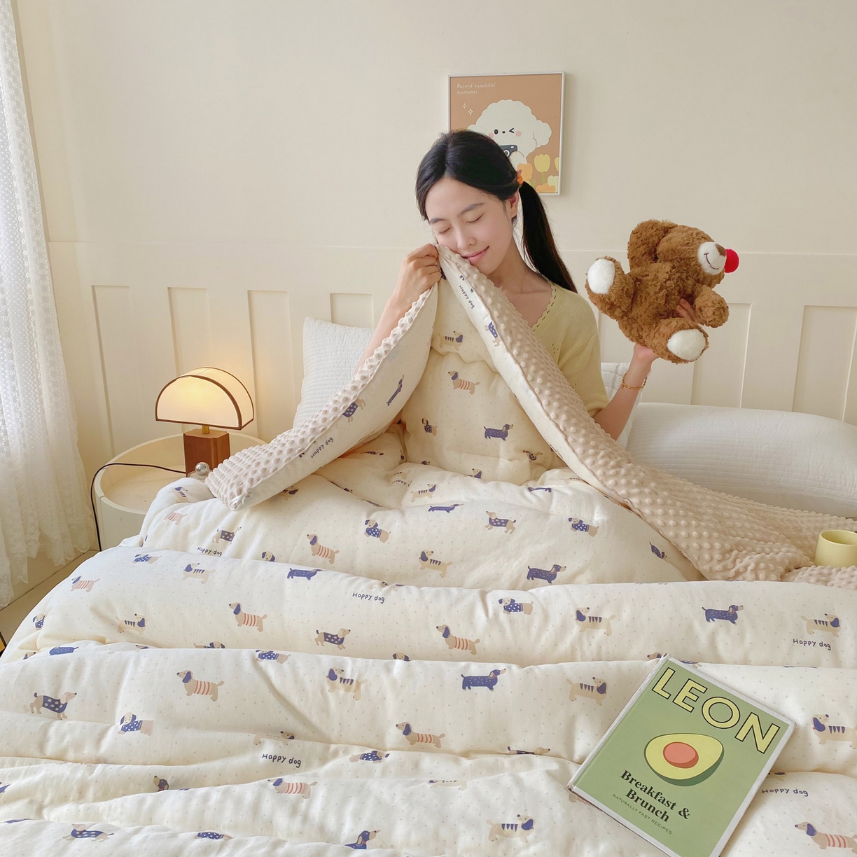 91家纺网 家纺一手货源 找家纺 小叮当家纺仓储工厂店 2025新款A类母婴级全棉双层纱婴儿绒210g豆豆被20%大豆纤维单人双人被芯 腊肠狗