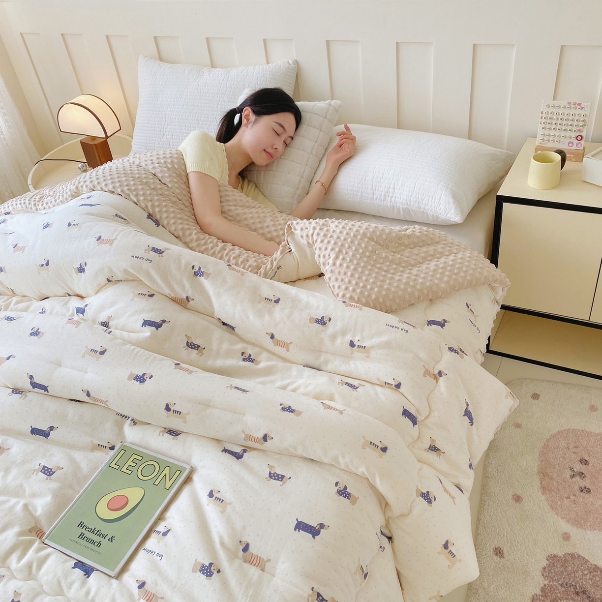 91家纺网 家纺一手货源 找家纺 小叮当家纺仓储工厂店 2025新款A类母婴级全棉双层纱婴儿绒210g豆豆被20%大豆纤维单人双人被芯 腊肠狗