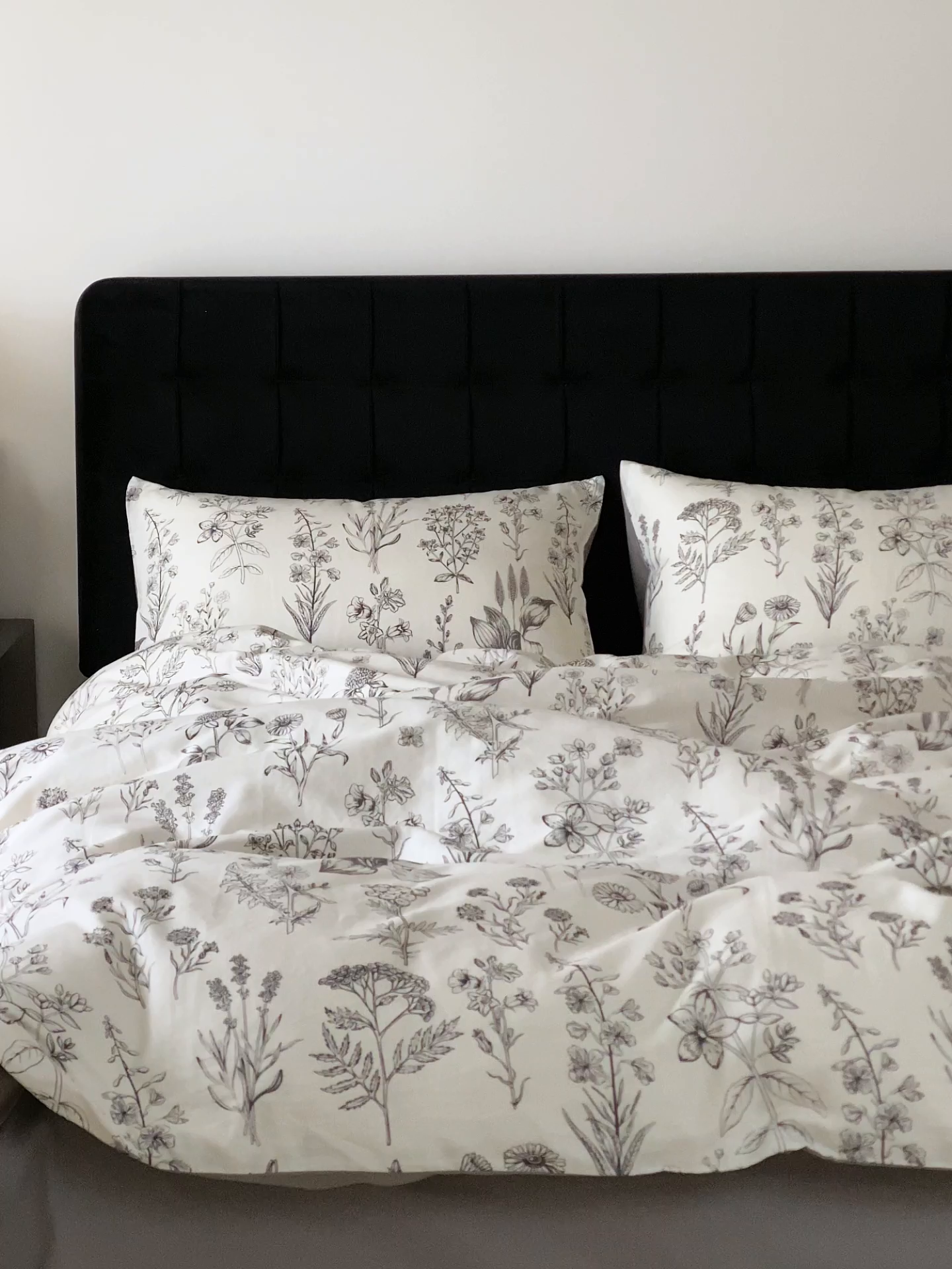 91家纺网 家纺一手货源 找家纺 禾时 2025新款全棉纯棉双层纱印花四件套-暗合 茉含-墨绿