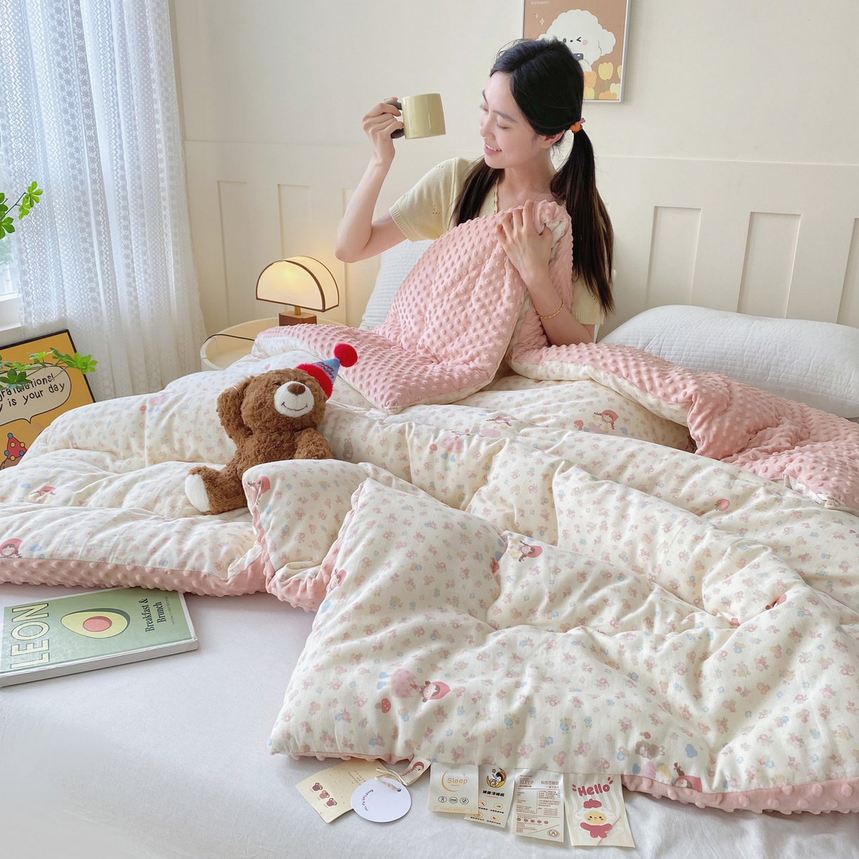 91家纺网 家纺一手货源 找家纺 小叮当家纺仓储工厂店 2025新款A类母婴级全棉双层纱婴儿绒210g豆豆被20%大豆纤维单人双人被芯 蜜桃小姐