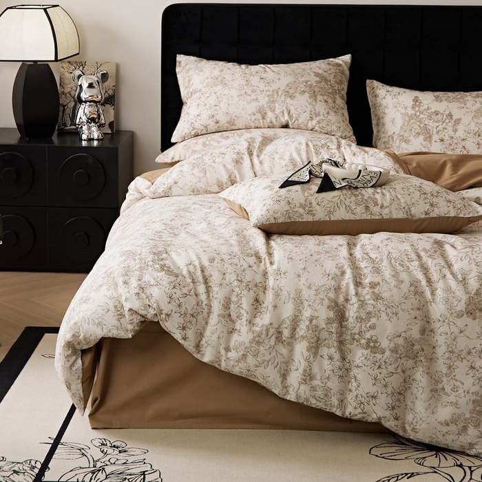 91家纺网 家纺一手货源 找家纺 禾时 2025新款全棉纯棉双层纱印花四件套-暗合 逆时光-米