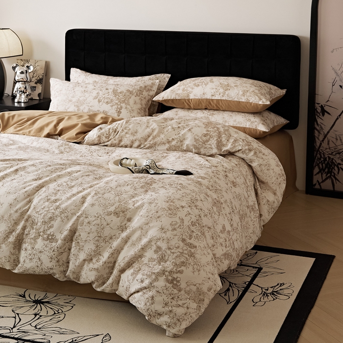 91家纺网 家纺一手货源 找家纺 禾时 2025新款全棉纯棉双层纱印花四件套-暗合 逆时光-米