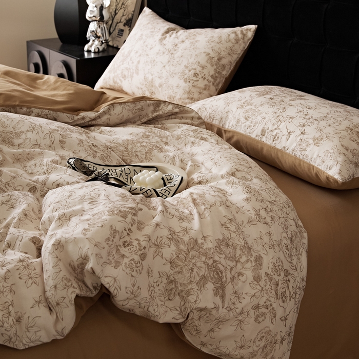 91家纺网 家纺一手货源 找家纺 禾时 2025新款全棉纯棉双层纱印花四件套-暗合 逆时光-米