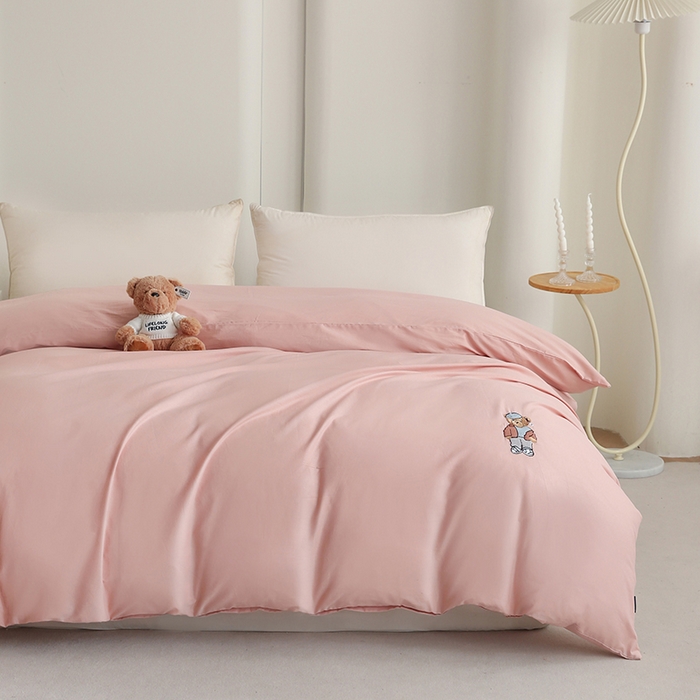 91家纺网 家纺一手货源 找家纺 泰迪爱兰Teddy ISLAND  2026新款全棉40S单品刺绣被套 微花粉