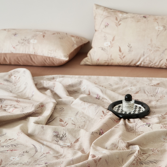 91家纺网 家纺一手货源 找家纺 禾时 2025新款全棉纯棉双层纱印花四件套-暗合 七月-黄咖