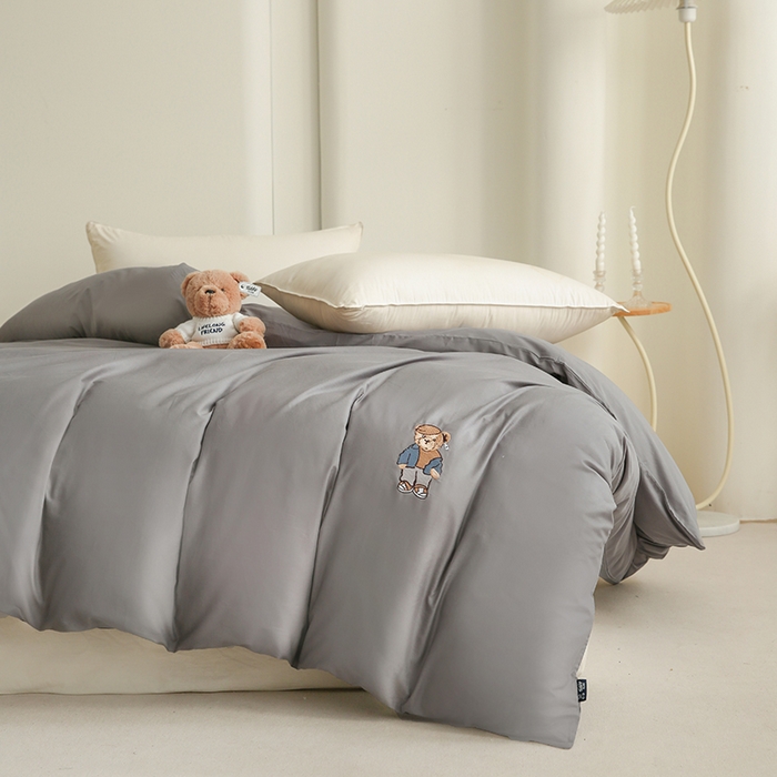 91家纺网 家纺一手货源 找家纺 泰迪爱兰Teddy ISLAND  2026新款全棉40S单品刺绣被套 星河银