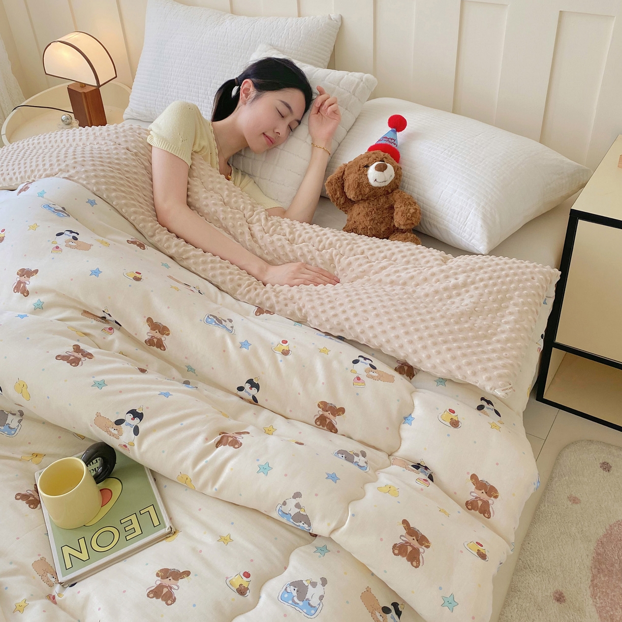 91家纺网 家纺一手货源 找家纺 小叮当家纺仓储工厂店 2025新款A类母婴级全棉双层纱婴儿绒210g豆豆被20%大豆纤维单人双人被芯 派宠