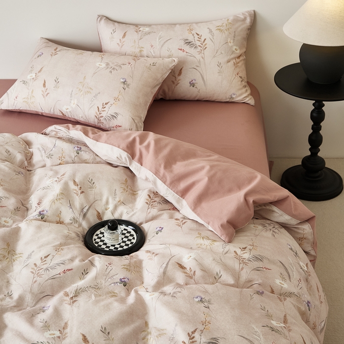 91家纺网 家纺一手货源 找家纺 禾时 2025新款全棉纯棉双层纱印花四件套-暗合 七月-米粉