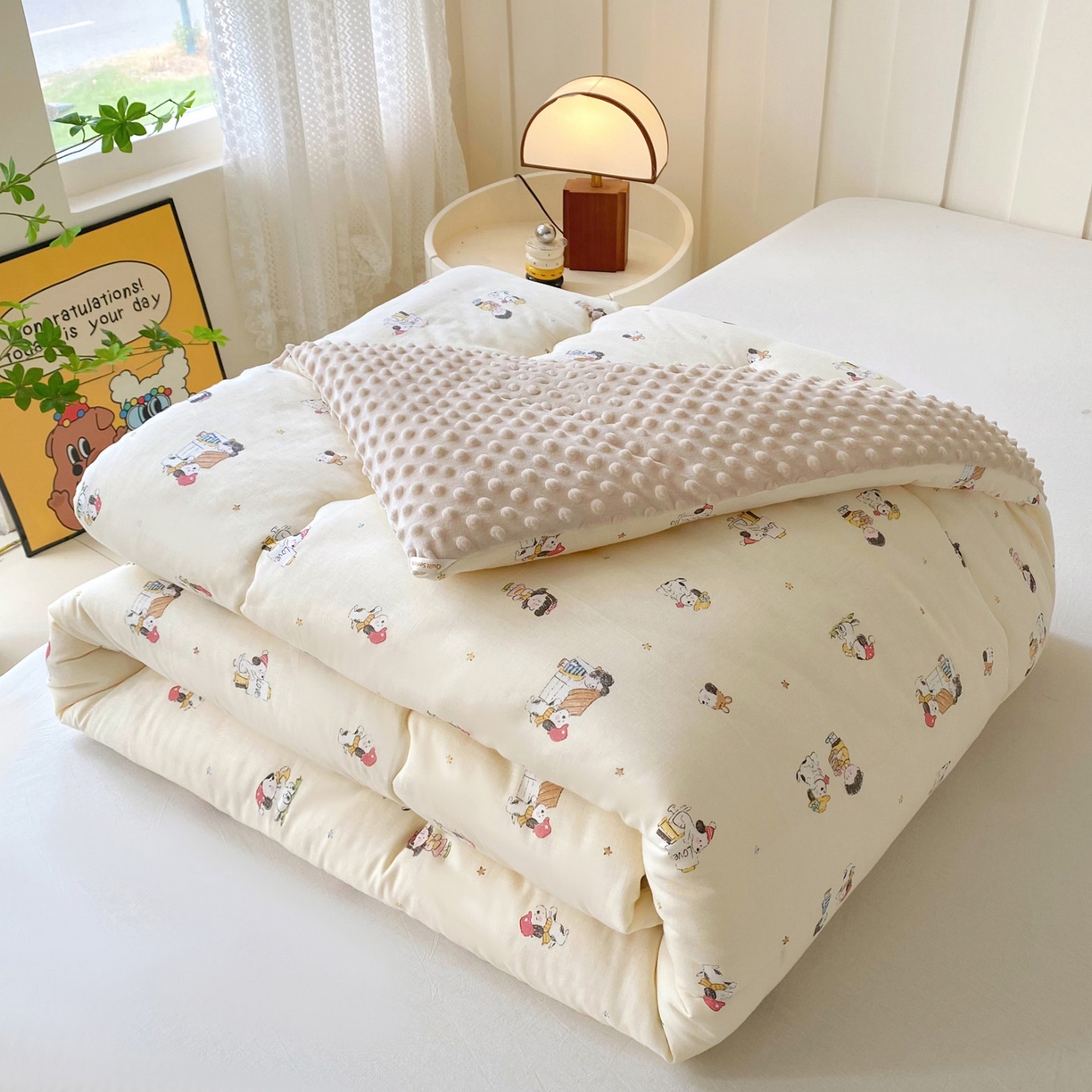 91家纺网 家纺一手货源 找家纺 小叮当家纺仓储工厂店 2025新款A类母婴级全棉双层纱婴儿绒210g豆豆被20%大豆纤维单人双人被芯 派克