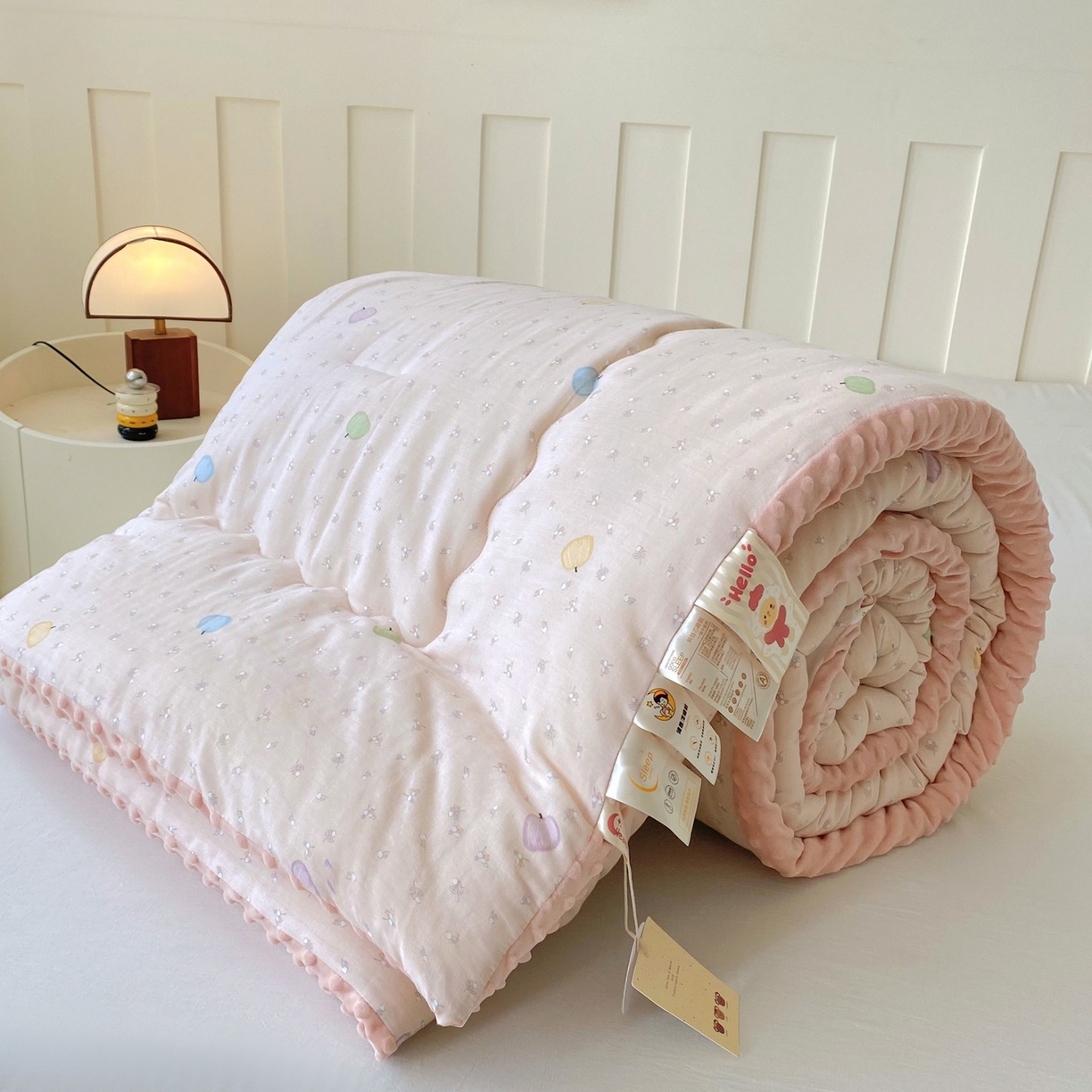 91家纺网 家纺一手货源 找家纺 小叮当家纺仓储工厂店 2025新款A类母婴级全棉双层纱婴儿绒210g豆豆被20%大豆纤维单人双人被芯 甜甜南瓜