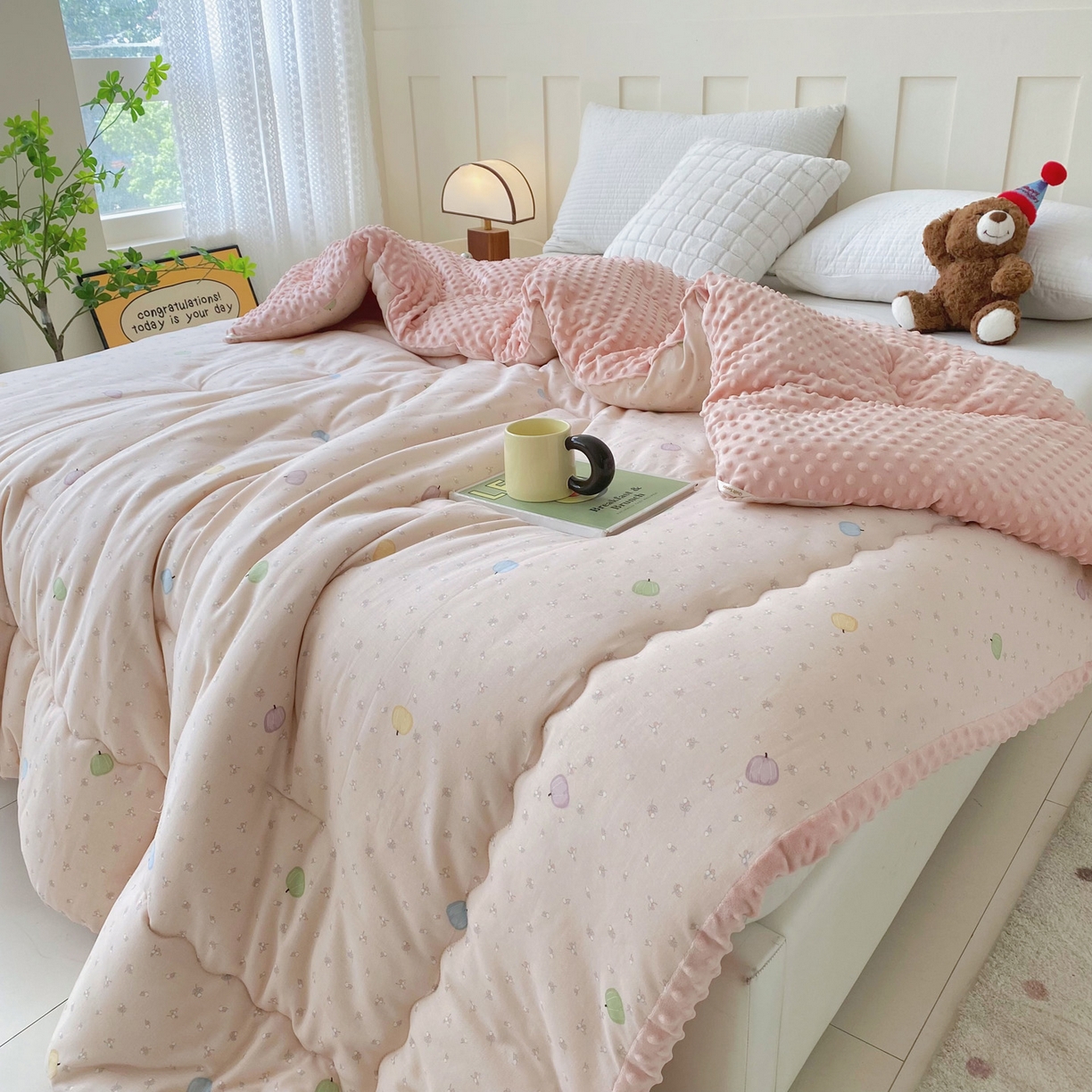 91家纺网 家纺一手货源 找家纺 小叮当家纺仓储工厂店 2025新款A类母婴级全棉双层纱婴儿绒210g豆豆被20%大豆纤维单人双人被芯 甜甜南瓜