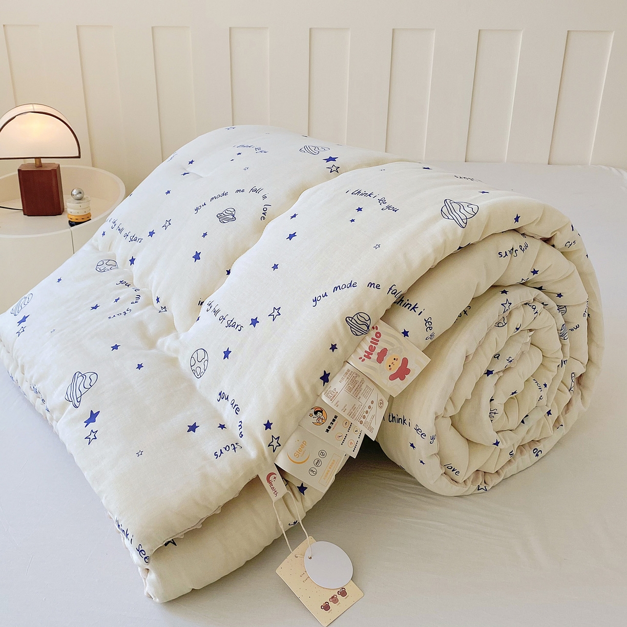 91家纺网 家纺一手货源 找家纺 小叮当家纺仓储工厂店 2025新款A类母婴级全棉双层纱婴儿绒210g豆豆被20%大豆纤维单人双人被芯 星际