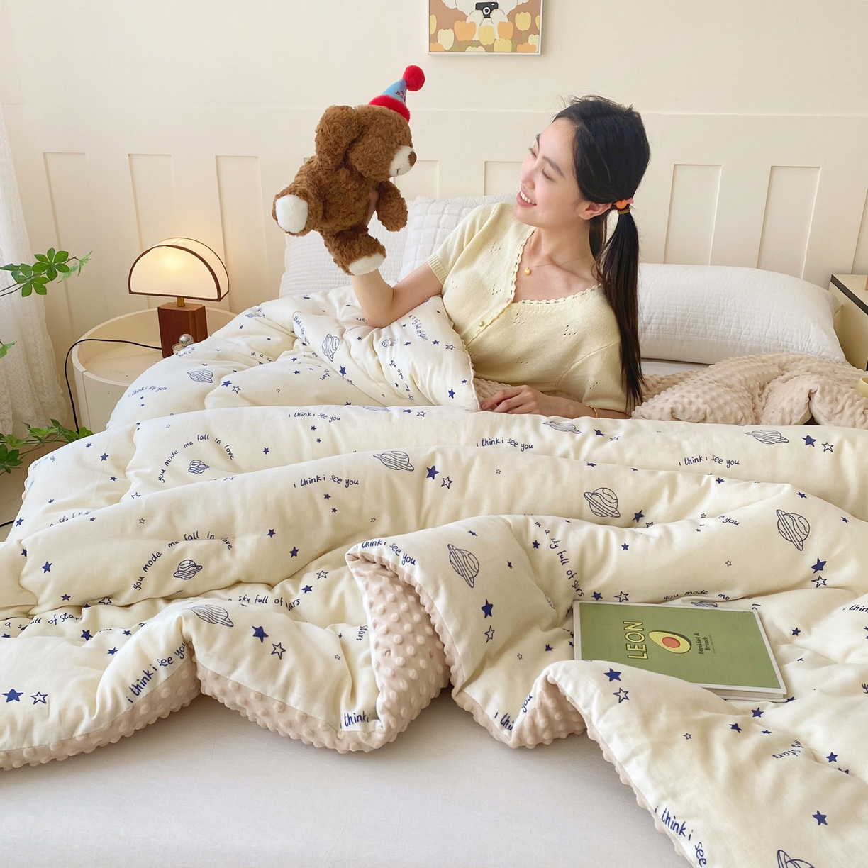 91家纺网 家纺一手货源 找家纺 小叮当家纺仓储工厂店 2025新款A类母婴级全棉双层纱婴儿绒210g豆豆被20%大豆纤维单人双人被芯 星际