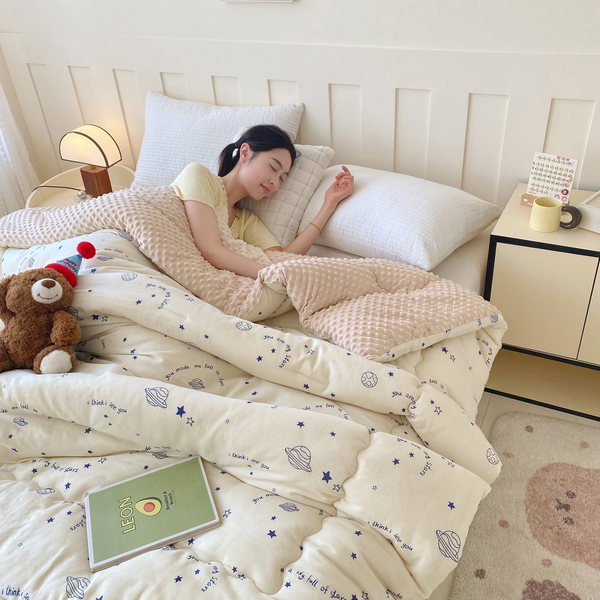 91家纺网 家纺一手货源 找家纺 小叮当家纺仓储工厂店 2025新款A类母婴级全棉双层纱婴儿绒210g豆豆被20%大豆纤维单人双人被芯 星际