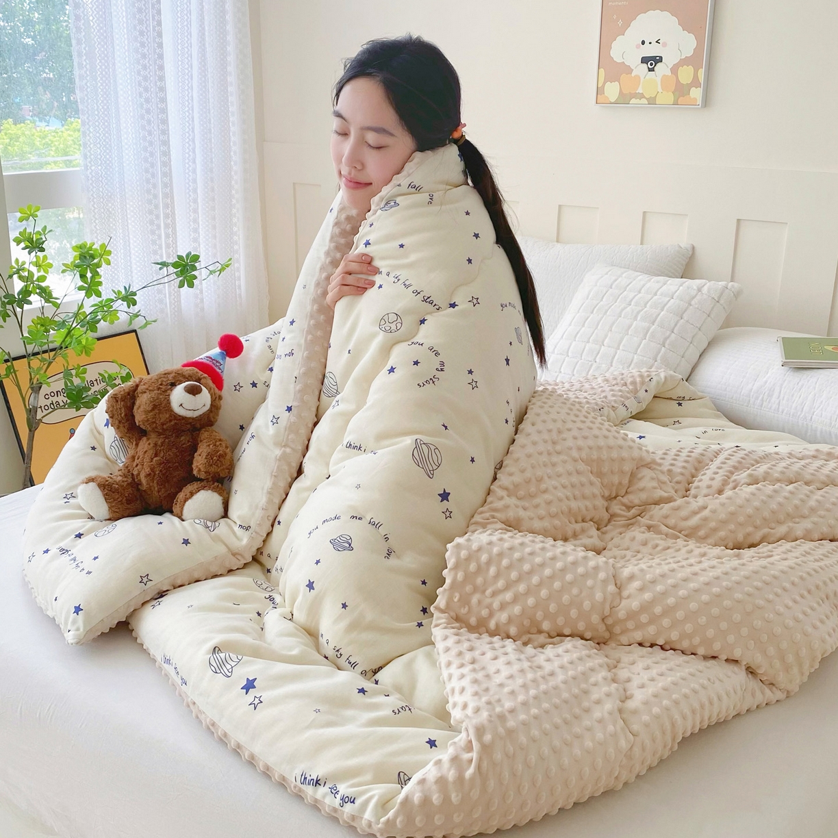 91家纺网 家纺一手货源 找家纺 小叮当家纺仓储工厂店 2025新款A类母婴级全棉双层纱婴儿绒210g豆豆被20%大豆纤维单人双人被芯 星际