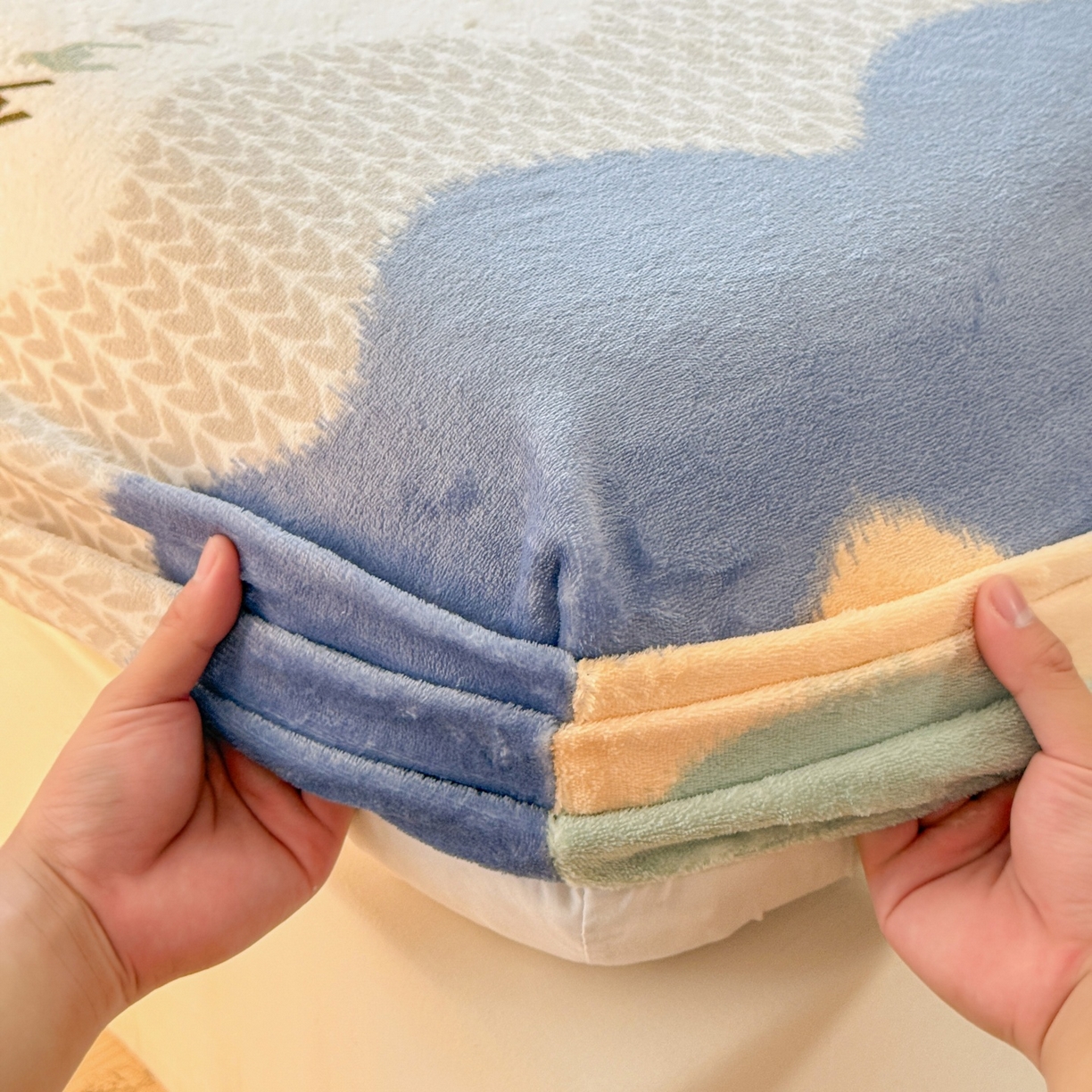 91家纺网 家纺一手货源 找家纺 名兮家居 2025新款高克重印花牛奶绒单床笠床笠单件 乘风破浪