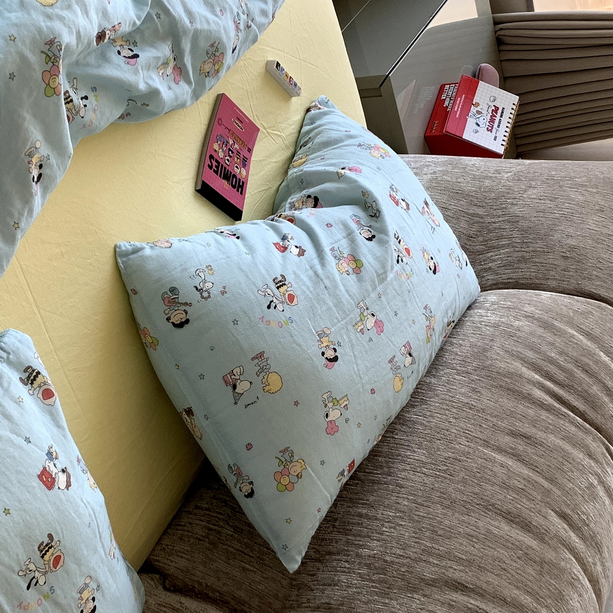 91家纺网 家纺一手货源 找家纺 源启生活 2025新款正版史努比系列全棉纯棉双层纱四件套 顽皮史努比