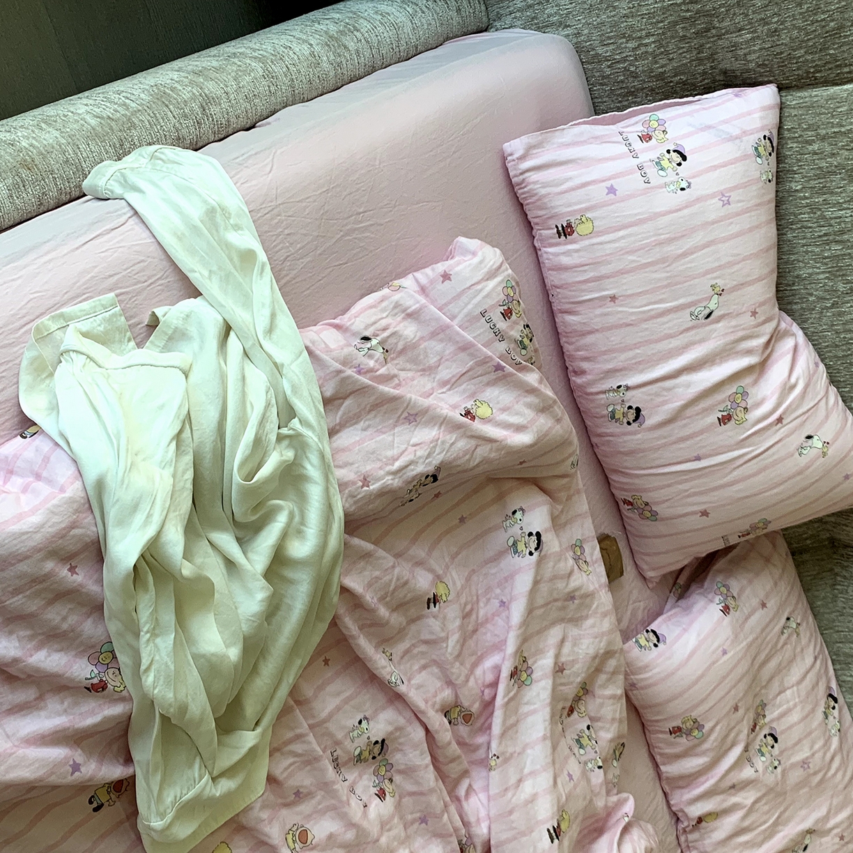 91家纺网 家纺一手货源 找家纺 源启生活 2025新款正版史努比系列全棉纯棉双层纱四件套 幸运史努比