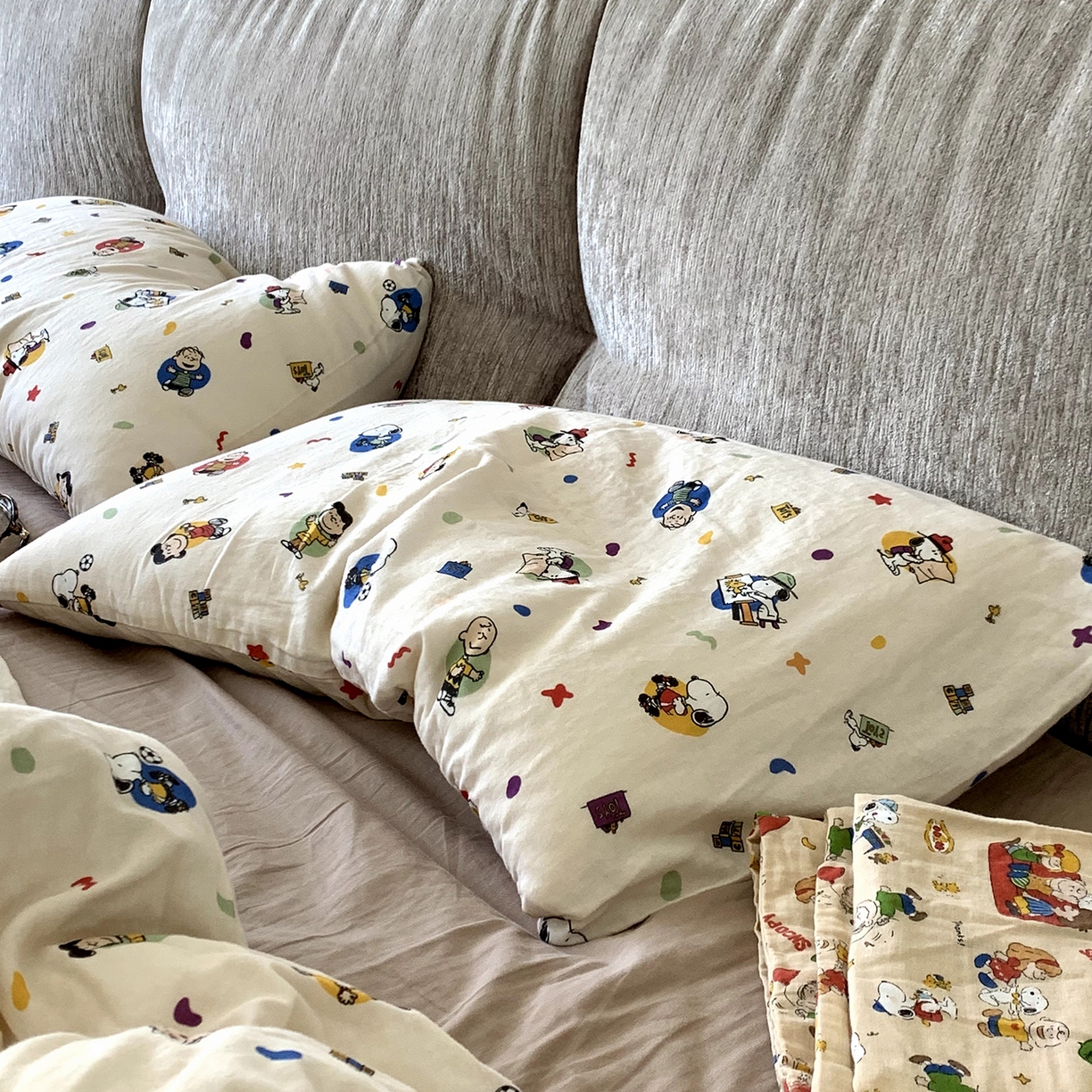 91家纺网 家纺一手货源 找家纺 源启生活 2025新款正版史努比系列全棉纯棉双层纱四件套 星星史努比