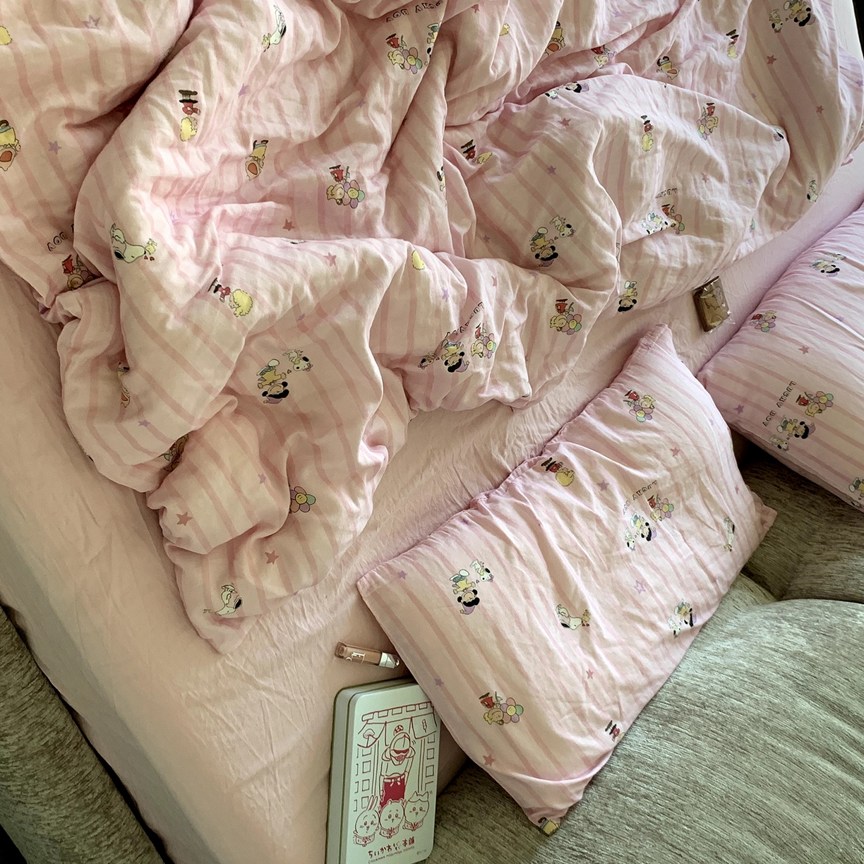 91家纺网 家纺一手货源 找家纺 源启生活 2025新款正版史努比系列全棉纯棉双层纱四件套 幸运史努比