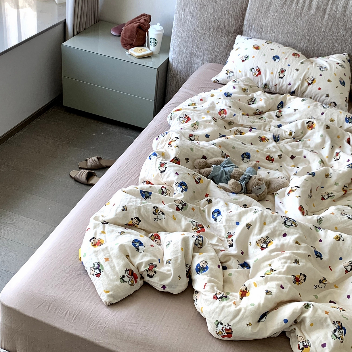 91家纺网 家纺一手货源 找家纺 源启生活 2025新款正版史努比系列全棉纯棉双层纱四件套 星星史努比