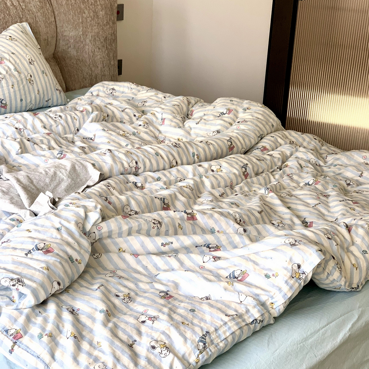 91家纺网 家纺一手货源 找家纺 源启生活 2025新款正版史努比系列全棉纯棉双层纱四件套 呆萌史努比