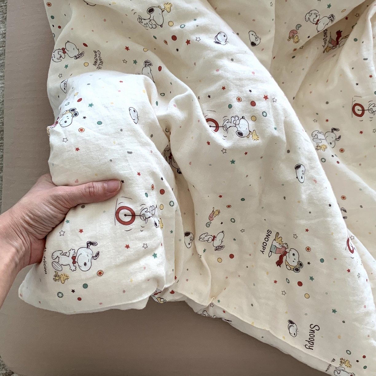 91家纺网 家纺一手货源 找家纺 源启生活 2025新款正版史努比系列全棉纯棉双层纱四件套 晚安史努比