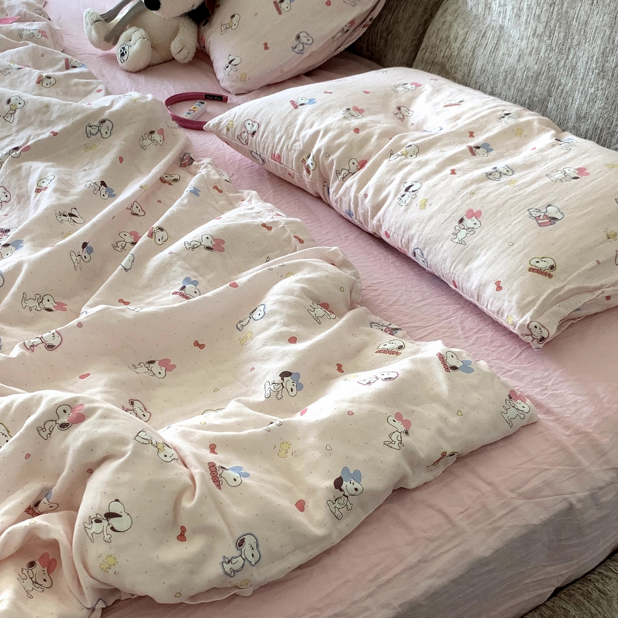 91家纺网 家纺一手货源 找家纺 源启生活 2025新款正版史努比系列全棉纯棉双层纱四件套 甜蜜史努比