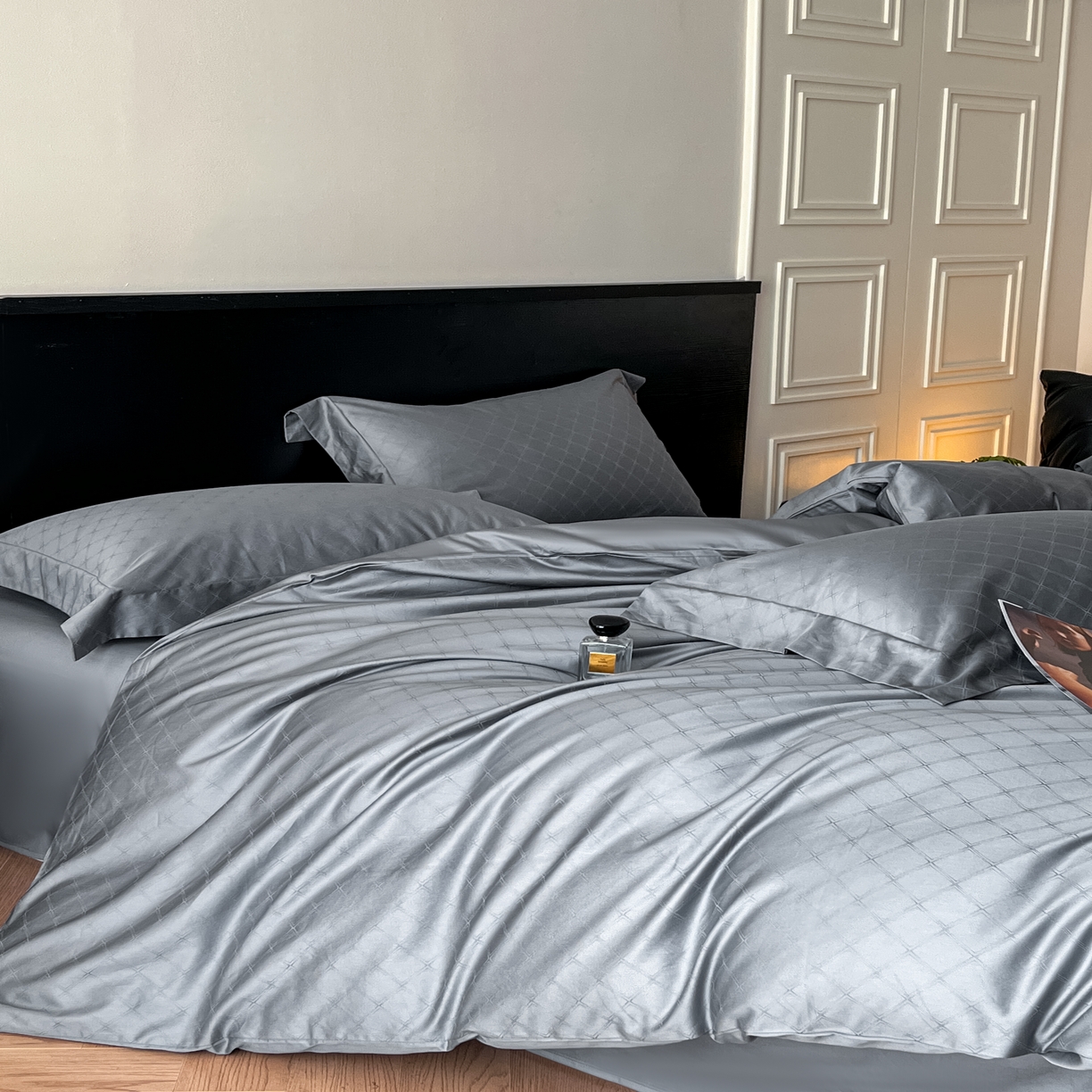 91家纺网 家纺一手货源 找家纺 群鹿家访 25年新款长绒棉简约款四件套 布拉格