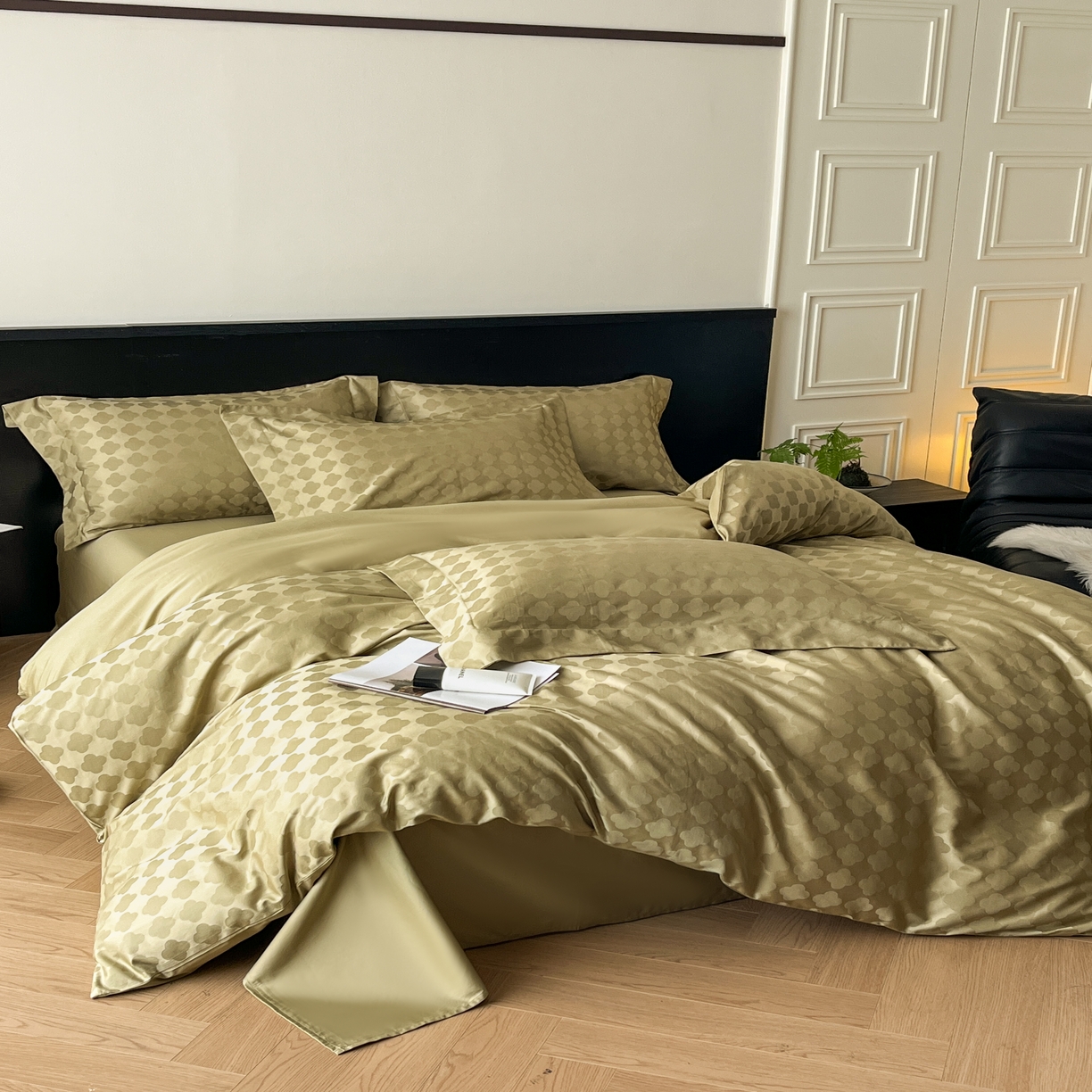 91家纺网 家纺一手货源 找家纺 群鹿家访 25年新款长绒棉简约款四件套 蒂凡朵