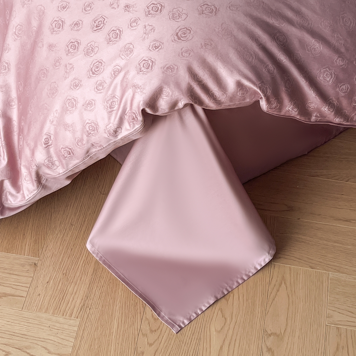 91家纺网 家纺一手货源 找家纺 群鹿家访 25年新款长绒棉简约款四件套 繁花